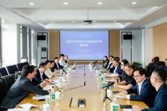 表学校感激列位校友代表带来的行业思虑